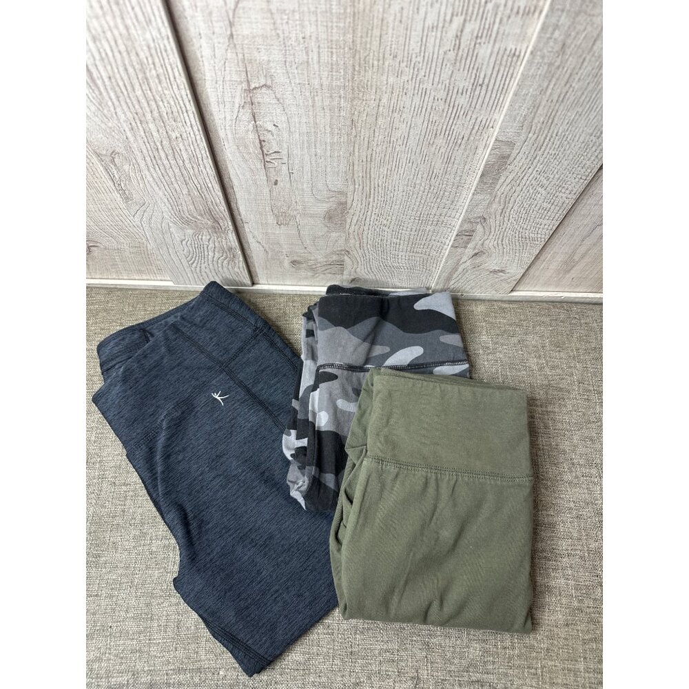 Womens Size Small Activewear Leggings Bundle 3 Pairs In Gray Camo & Olive Green